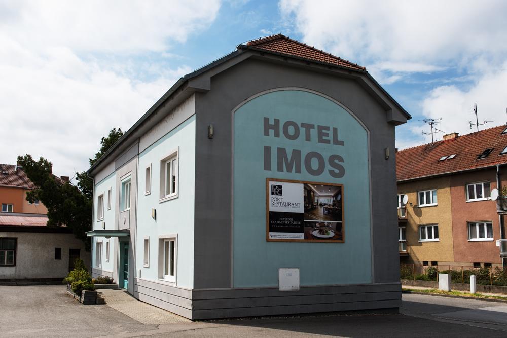 Hotel Imos Бржецлав Экстерьер фото